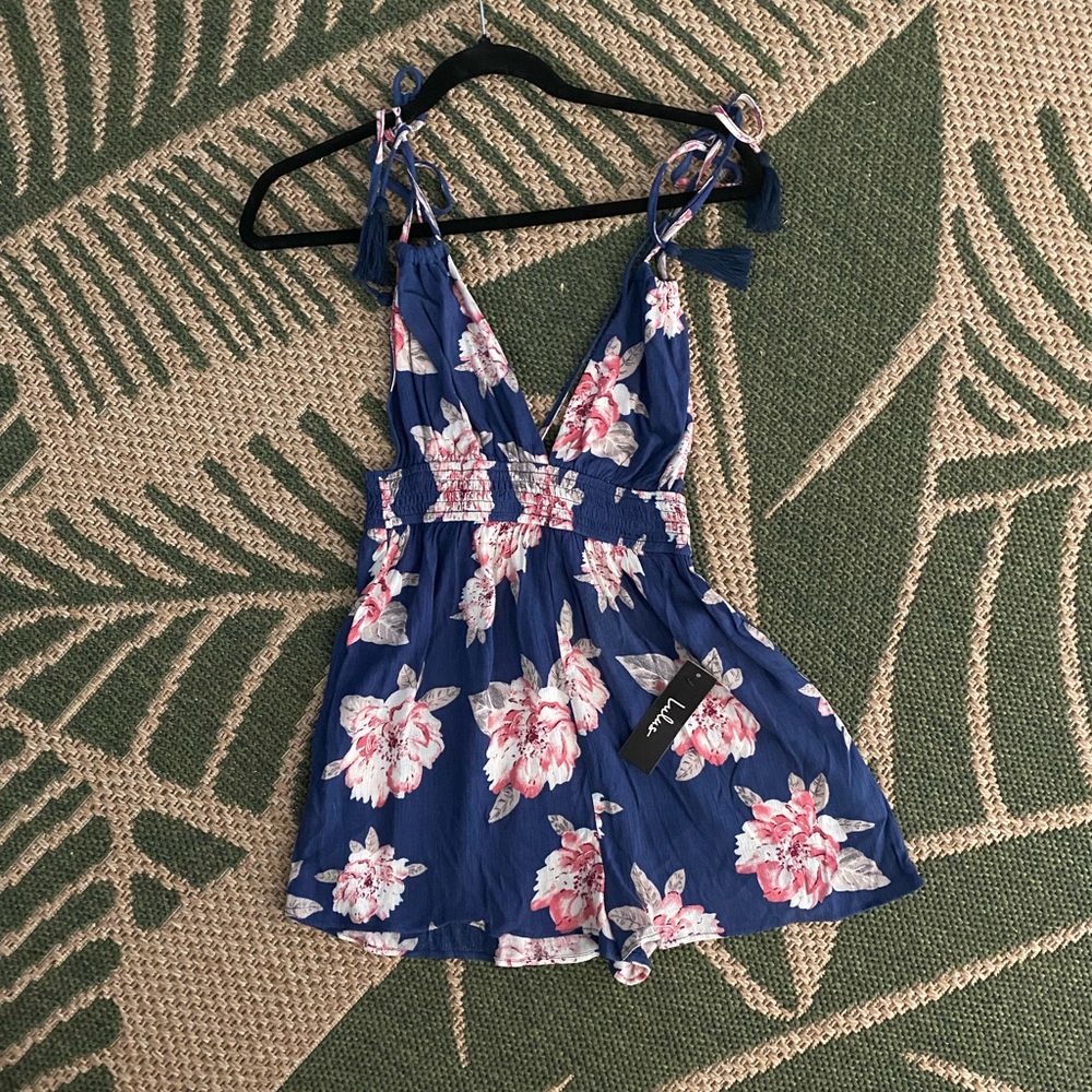 Lulus size small navy blue romper